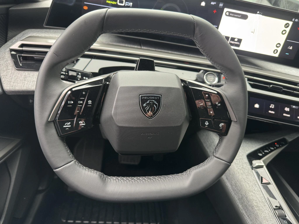Peugeot e-3008 – foto 11
