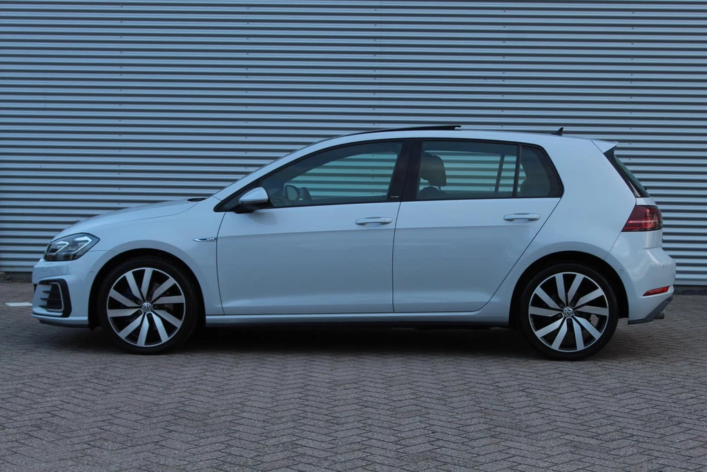 Volkswagen Golf – foto 2