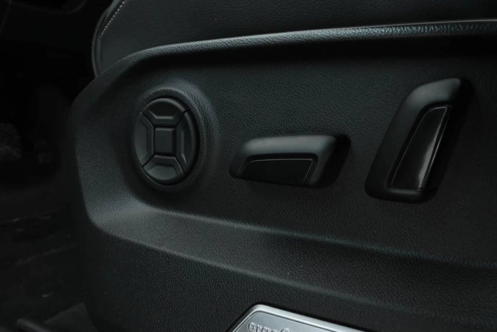 Volkswagen Touareg – foto 17