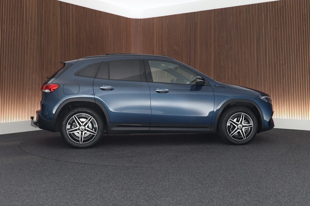 Mercedes-Benz EQA – foto 5