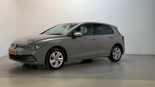 Volkswagen Golf – thumbnail 1