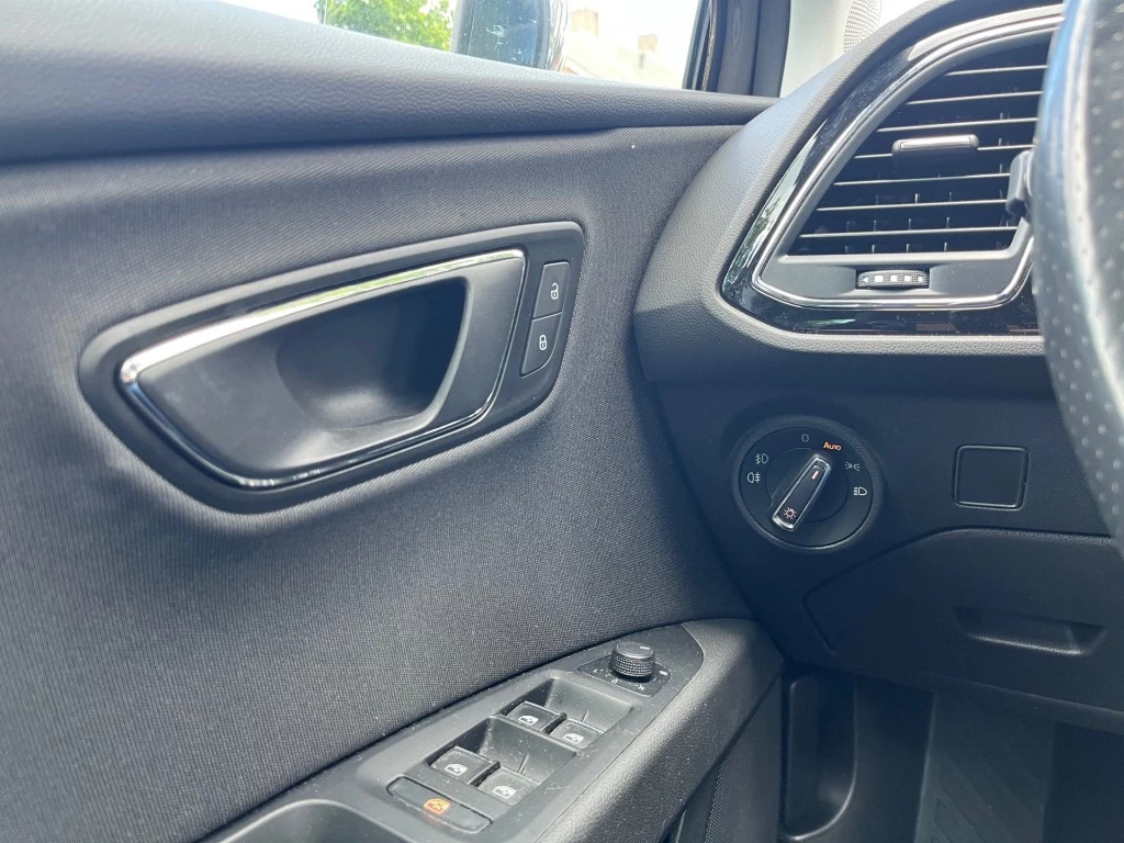 SEAT Leon – foto 13