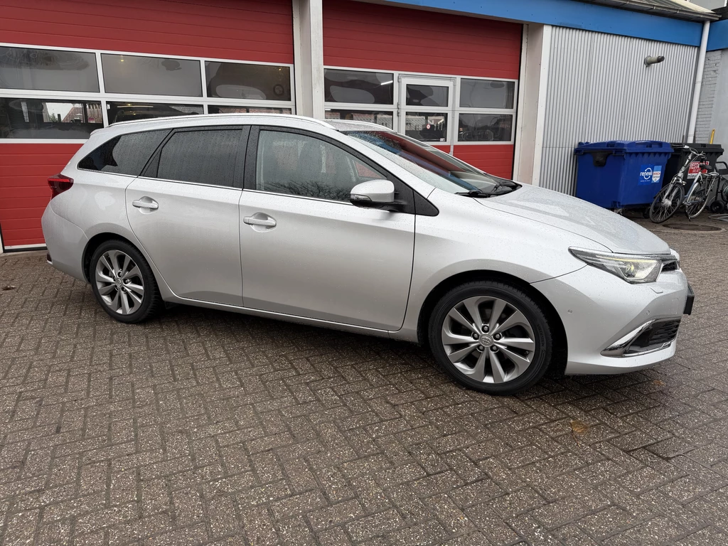Toyota Auris – foto 13