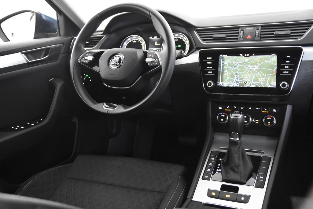 Škoda Superb – foto 25