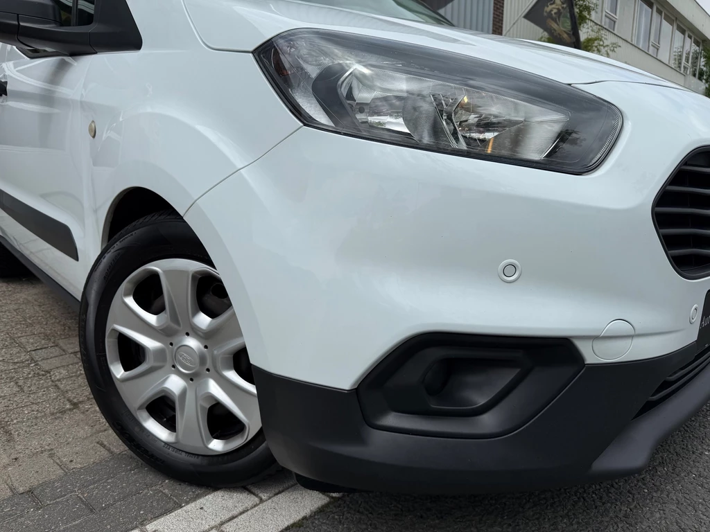 Ford Transit Courier – foto 25