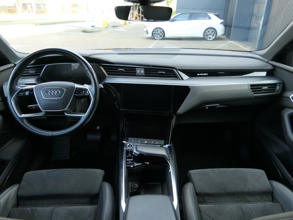 Audi e-tron – foto 22