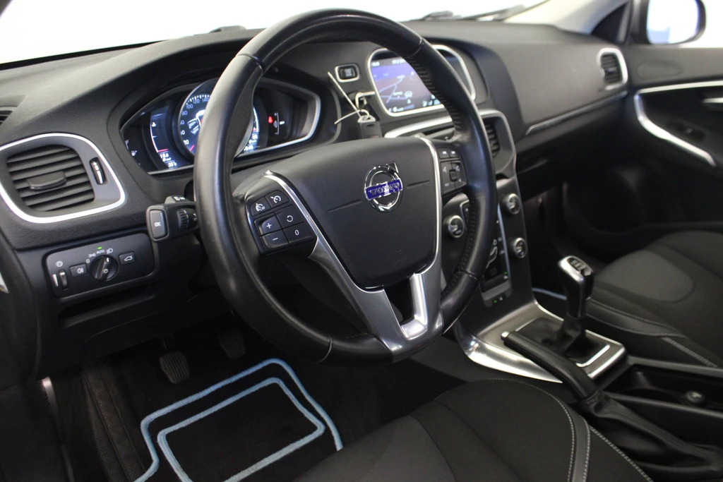 Volvo V40 – foto 11