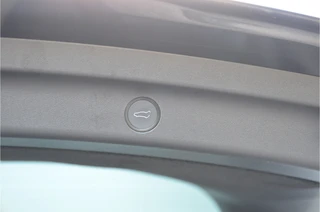 Tesla Model Y – thumbnail 33