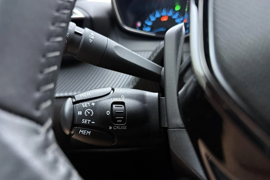 Peugeot e-2008 – foto 19