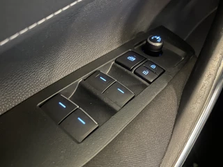 Toyota Corolla Touring Sports – thumbnail 24