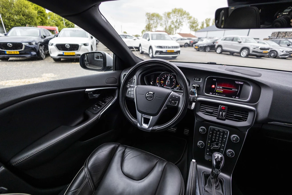 Volvo V40 – foto 22