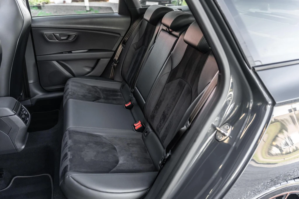 SEAT Leon – foto 30