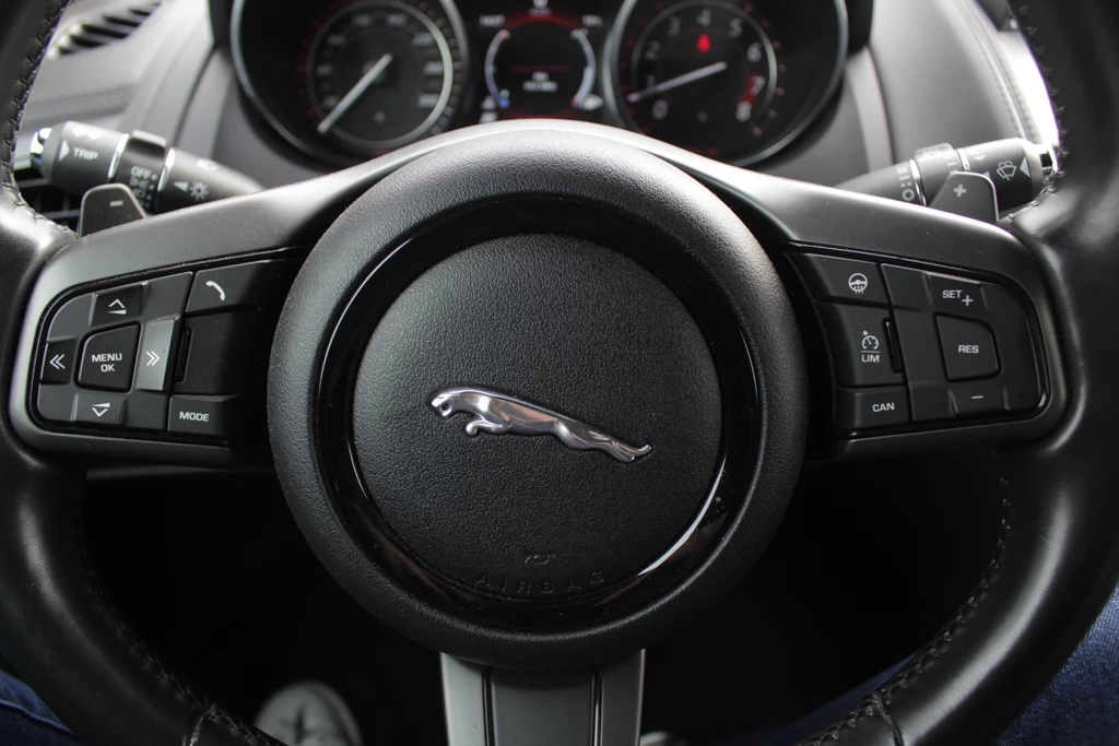 Jaguar F-Type – foto 31