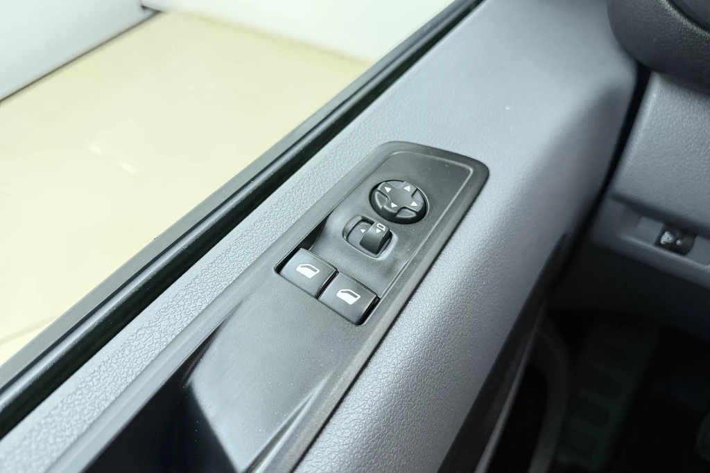 Opel Vivaro – foto 22
