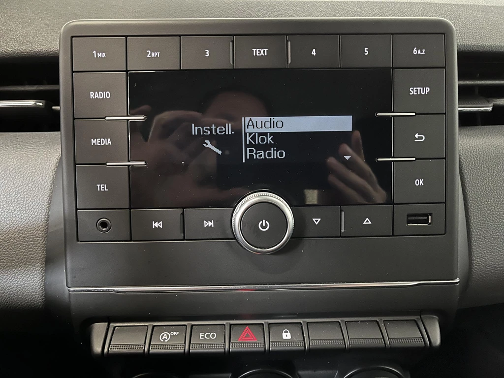 Renault Clio – foto 17