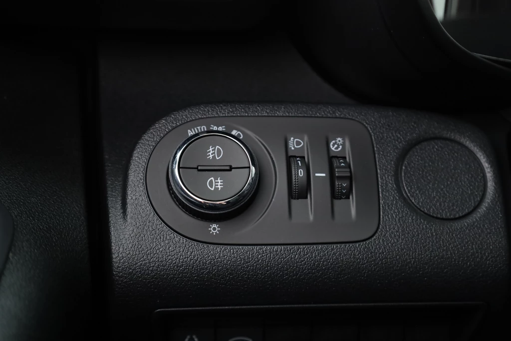 Opel Combo – foto 12
