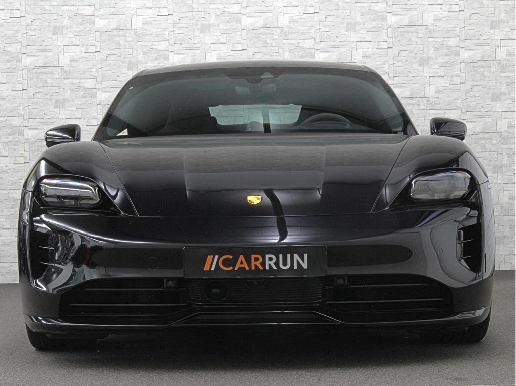 Porsche Taycan – foto 7