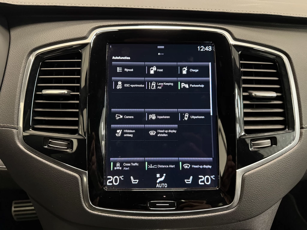 Volvo XC90 – foto 26