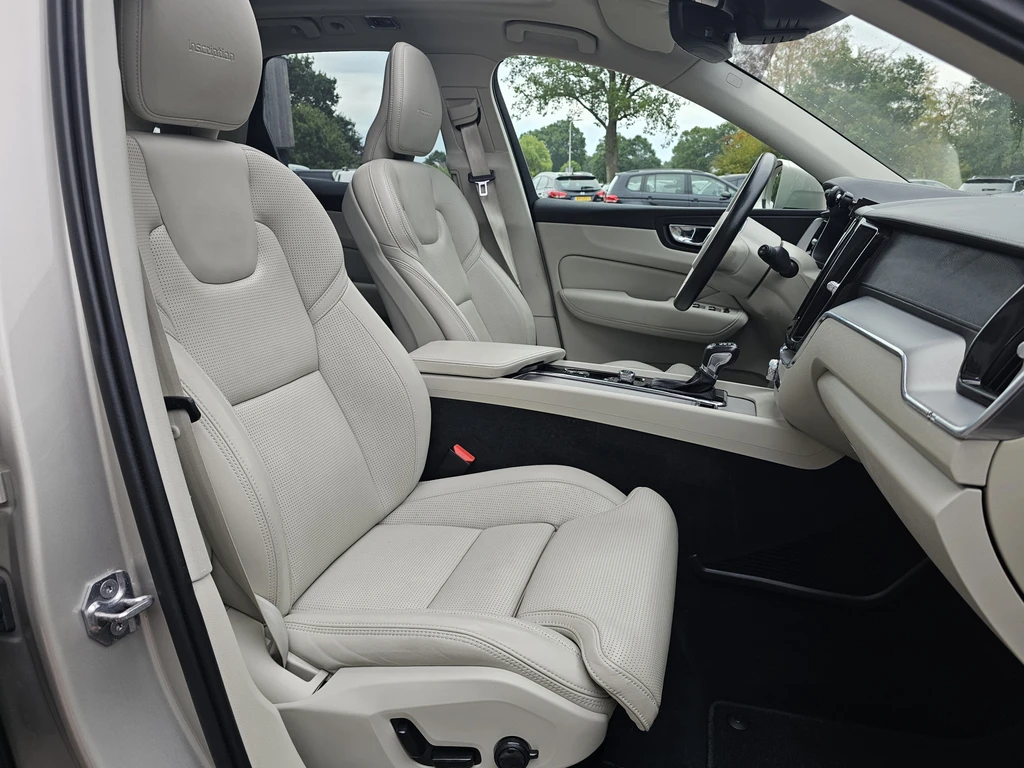 Volvo XC60 – foto 22