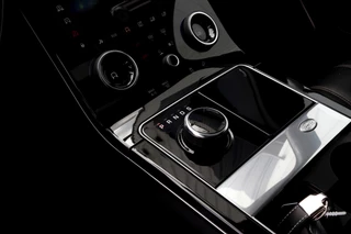 Land Rover Range Rover Velar – thumbnail 66