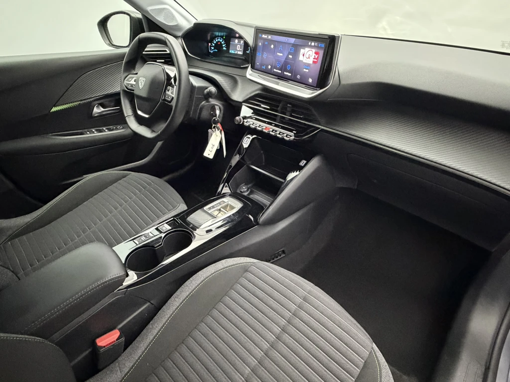 Peugeot e-208 – foto 15