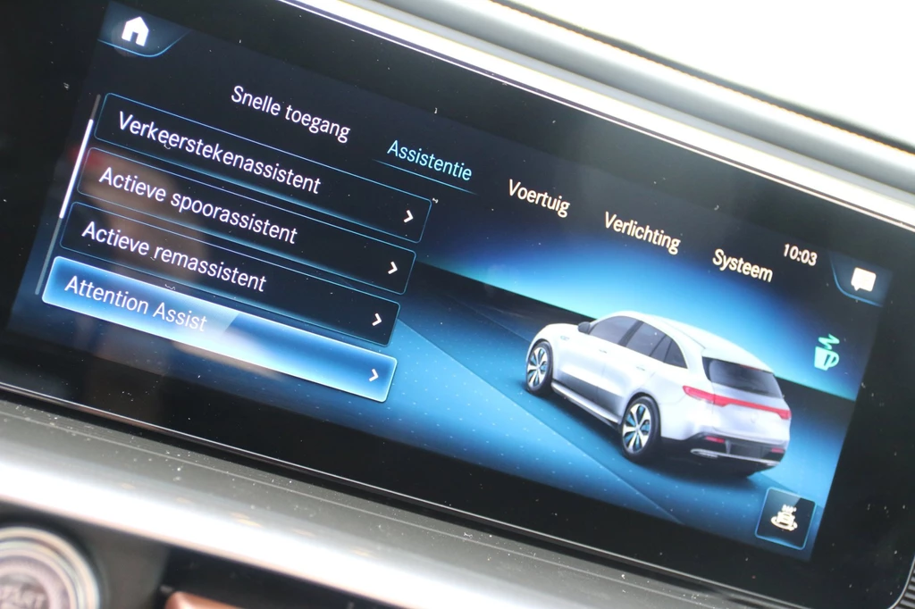 Mercedes-Benz EQC – foto 18