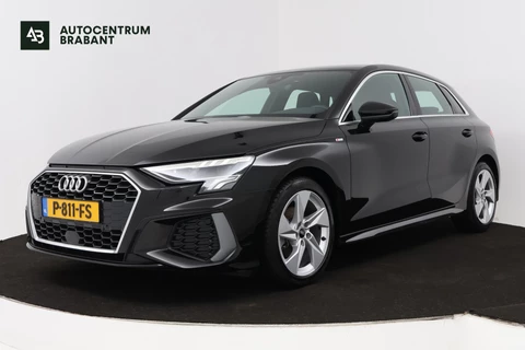 Audi A3 Sportback 30 TFSI S edition (DIGITALE COCKPIT, STOELVERWARMING, CRUISE ADAPTIEF, NAVIGATIE, PARKEERSENSOREN)