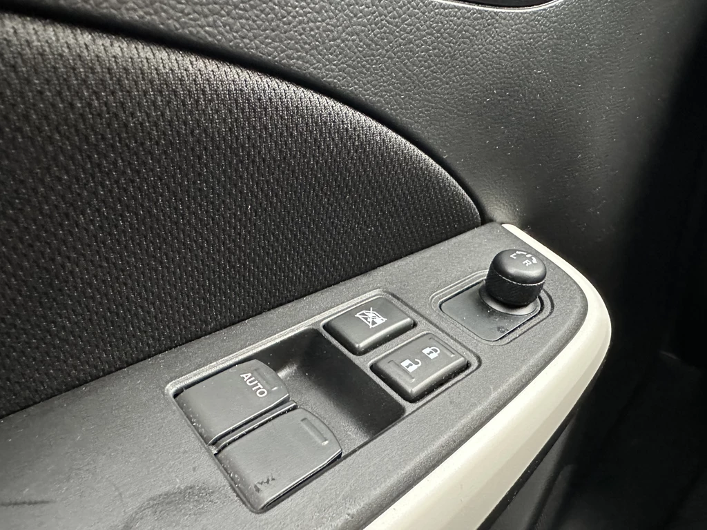 Suzuki Swift – foto 18