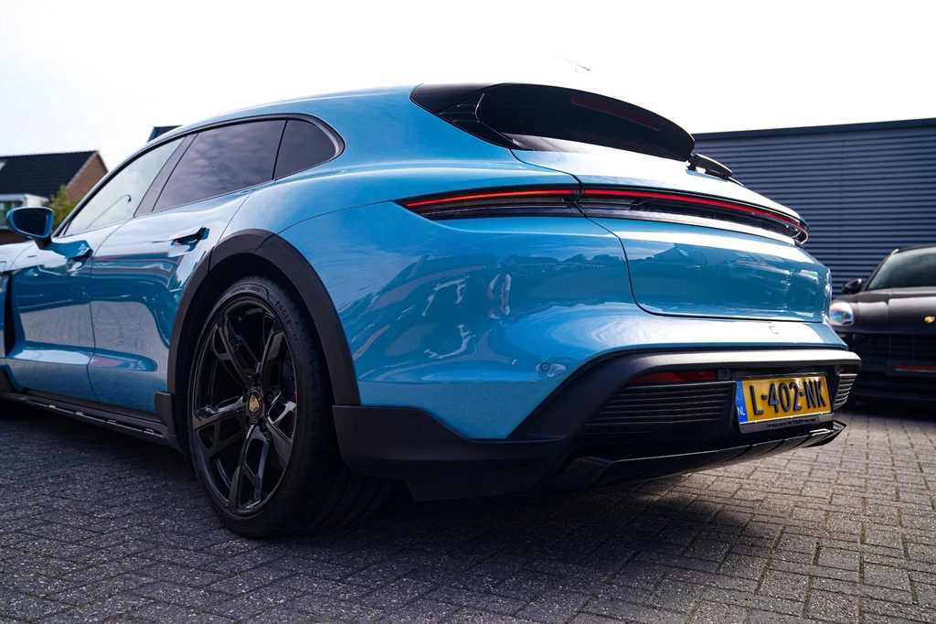 Porsche Taycan – foto 7