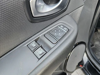 Renault Clio – thumbnail 15