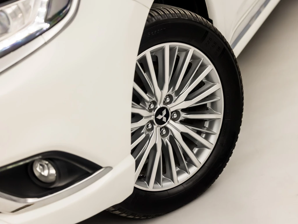 Mitsubishi Outlander – foto 12