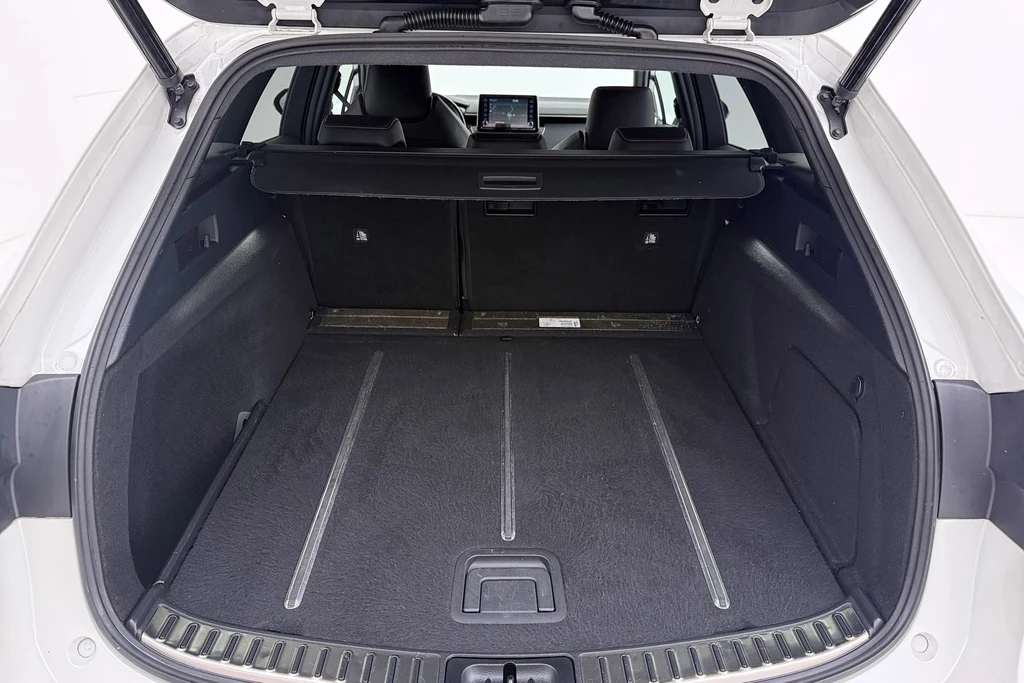 Toyota Corolla Touring Sports – foto 41