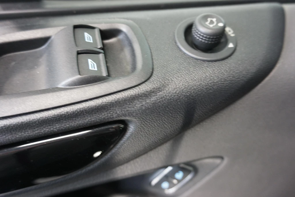 Ford Transit Custom – foto 11