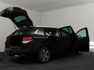 Renault Mégane Estate – thumbnail 5