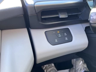 Ford Explorer – thumbnail 11
