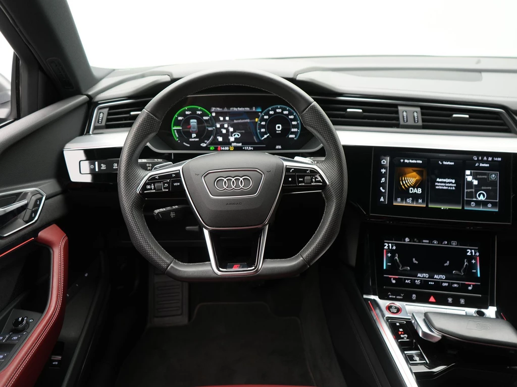 Audi e-tron – foto 14