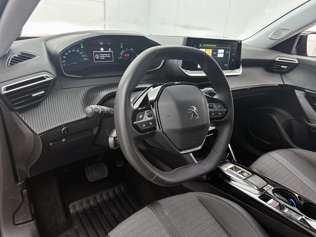 Peugeot e-2008 – foto 23