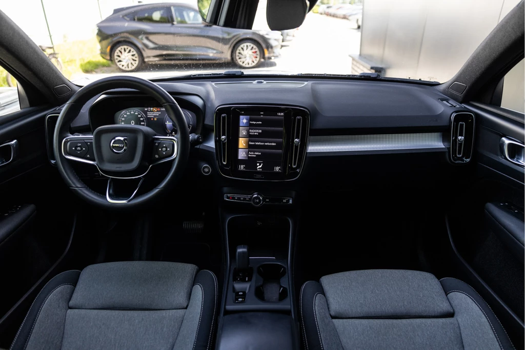 Volvo XC40 – foto 8