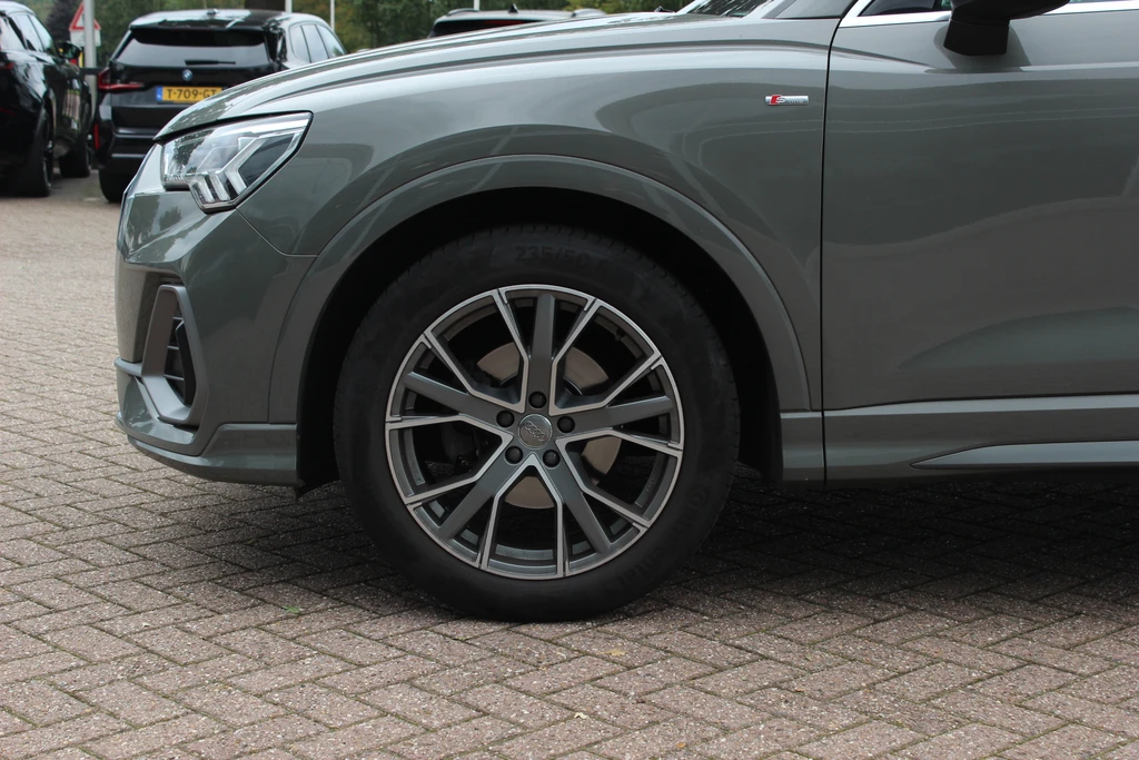 Audi Q3 – foto 15