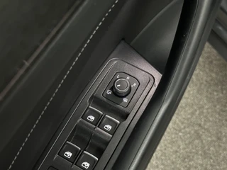 Volkswagen T-Roc – thumbnail 29