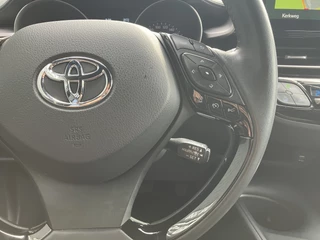 Toyota C-HR – thumbnail 26