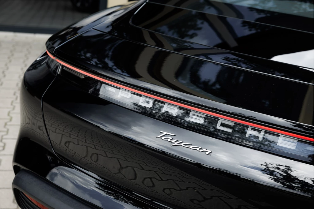 Porsche Taycan – foto 24