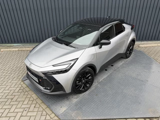 Toyota C-HR – thumbnail 2
