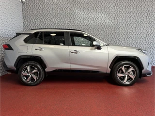 Toyota RAV4 – thumbnail 5