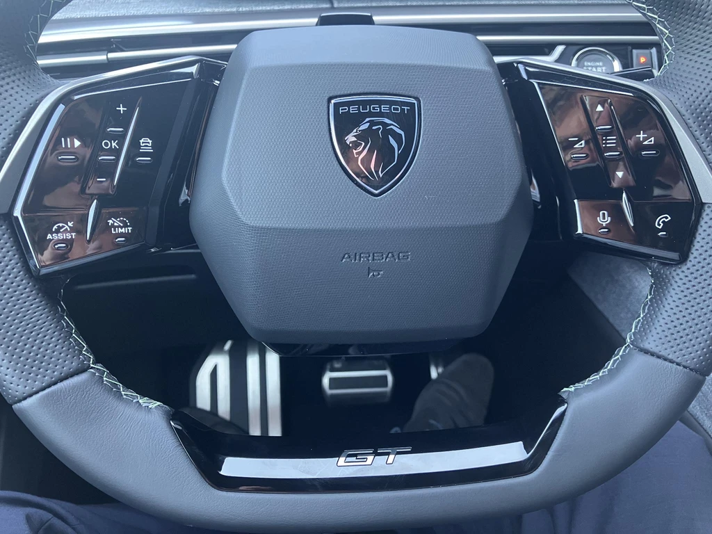 Peugeot e-3008 – foto 17
