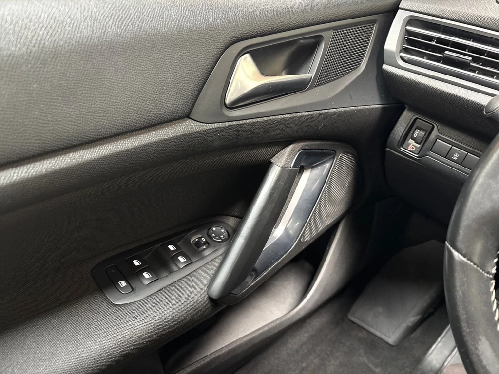 Peugeot 308 – foto 18
