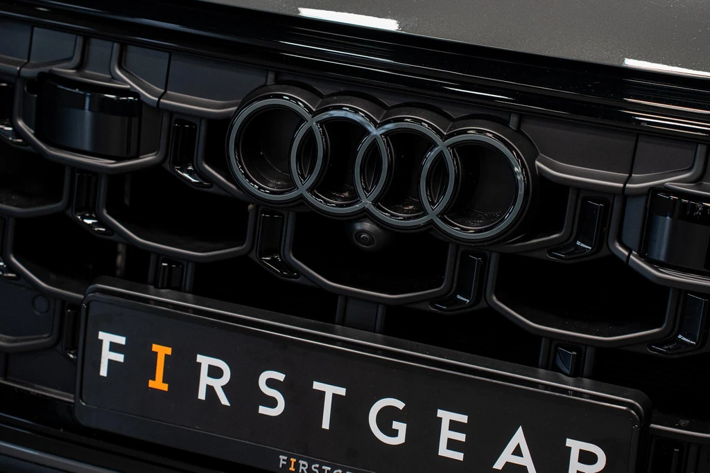 Audi Q8 – foto 10