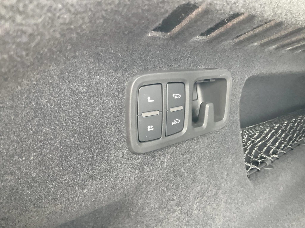 Audi RSQ8 – foto 27