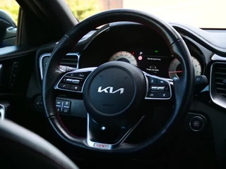 Kia ProCeed – thumbnail 12