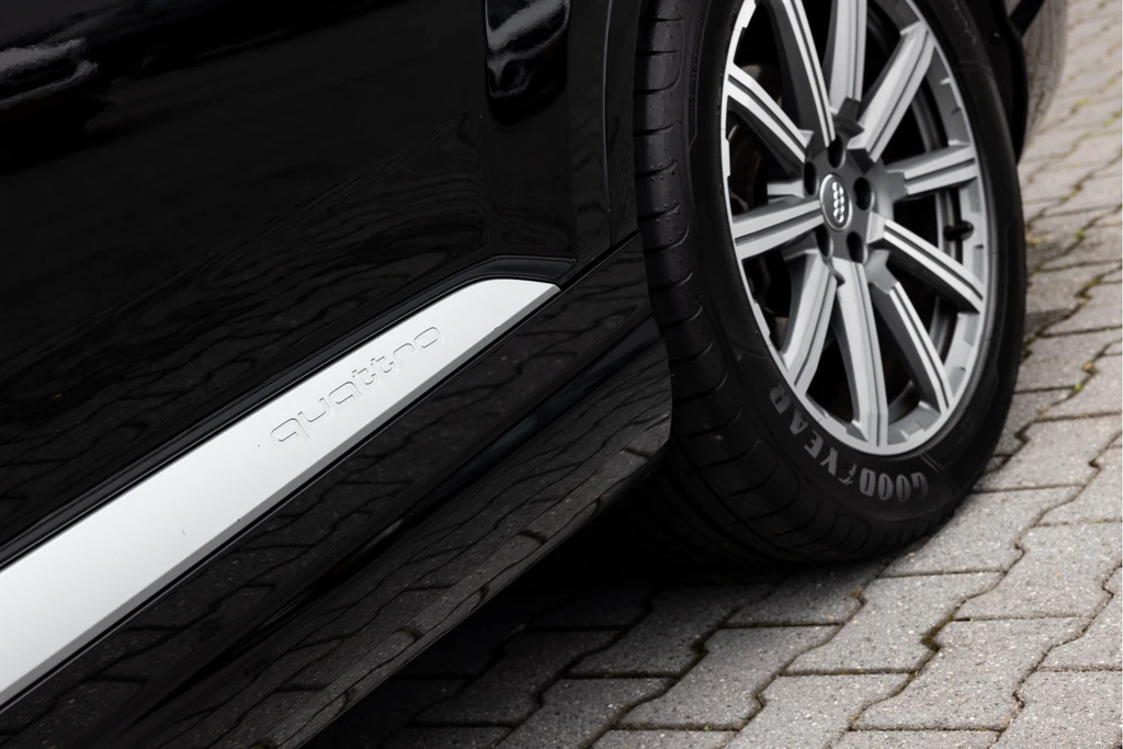 Audi Q7 – foto 54